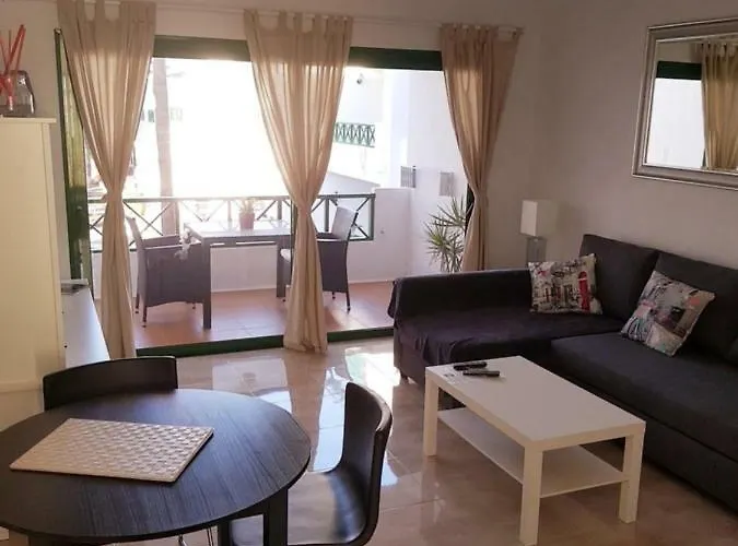 Paradise Club L28 & L29